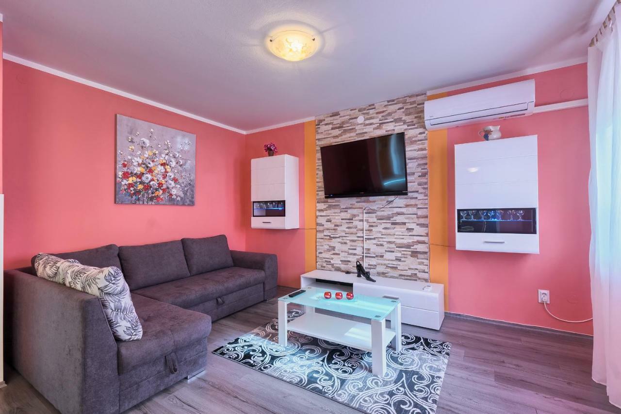 Apartman Modry Pula Exterior foto